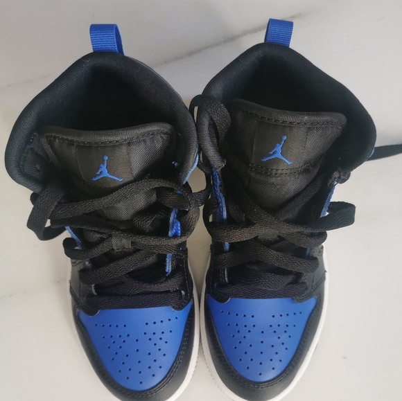 BNIB - Jordan 1 Mid (PS) - Size 12C. Black/Hyper Royal/White - Picture 3 of 4